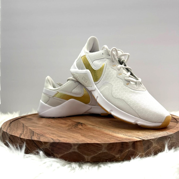Nike Legend Essential 2 White Running Shoes Women' Sz 10.5 White/Gold CQ9545-010 - Picture 2 of 12
